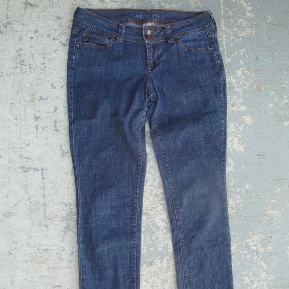 Decree Jeans Medium Wash Size 11(Juniors) - Picture 1 of 8